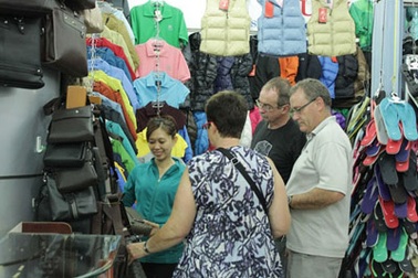 Đi chợ Nga ở Sài Gòn