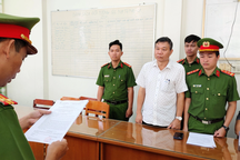 Bắt giam nguyên Giám đốc Ban quản lý dự án ở An Giang