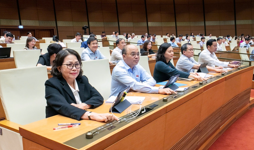Chi ngân sách đào tạo 10.000 CEO, cho tư nhân làm dự án quan trọng quốc gia - 2 Chi ngân sách đào tạo 10.000 CEO, cho tư nhân làm dự án quan trọng quốc gia - 2