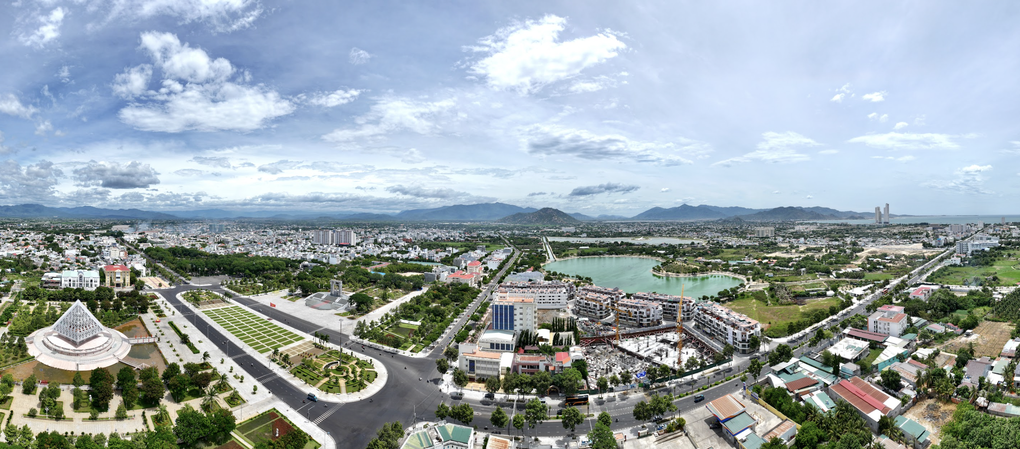 Lễ ra quân Hacom Tower: Khai mở biểu tượng sống mới tại trung tâm Phan Rang - 3 Lễ ra quân Hacom Tower: Khai mở biểu tượng sống mới tại trung tâm Phan Rang - 3