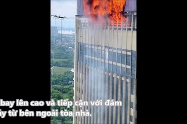 Trung Quốc dùng máy bay không người lái dập tắt lửa trên nhà cao tầng