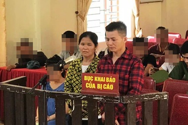 Bị chồng bạo hành, thai phụ tự ngã giá “bán” mình sang Trung Quốc