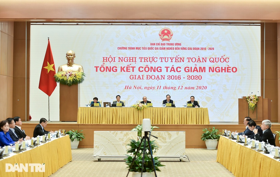Bộ trưởng Đào Ngọc Dung: Hơn 8 triệu người thoát nghèo và cận nghèo - 3 Bộ trưởng Đào Ngọc Dung: Hơn 8 triệu người thoát nghèo và cận nghèo - 3