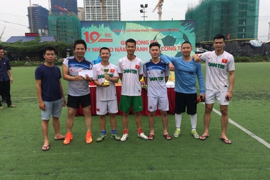 FC Dân trí giành ngôi á quân giải Cúp tứ hùng