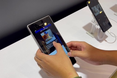 Tạo ảnh AI bằng văn bản trực tiếp trên smartphone