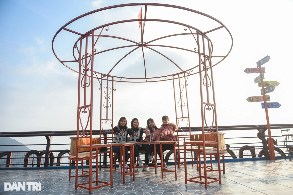 Ranh giới đất - trời, đẹp như tiên cảnh, cách Hà Nội chỉ 70km - 3 Ranh giới đất - trời, đẹp như tiên cảnh, cách Hà Nội chỉ 70km - 3