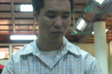 Lời cầu xin của cô gái “bán hoa”