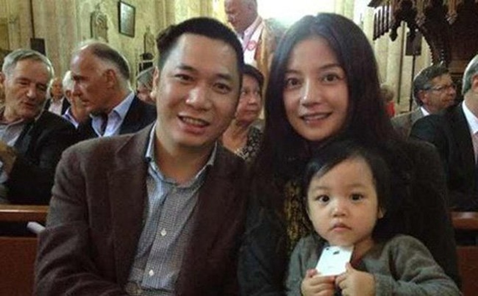 Tiết lộ về cô con gái độc nhất của én nhỏ Triệu Vy - 1 Tiết lộ về cô con gái độc nhất của én nhỏ Triệu Vy - 1