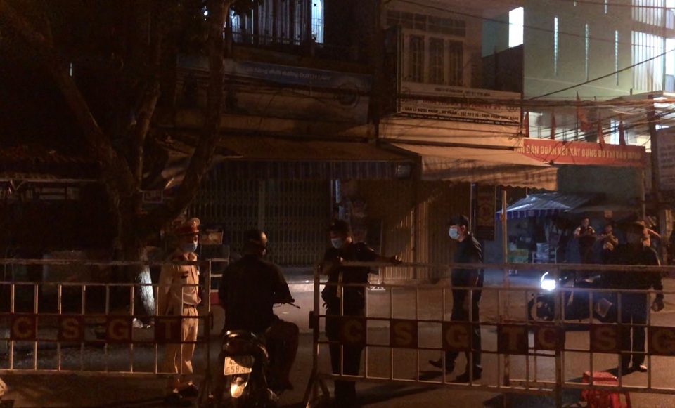 Cận cảnh Đà Nẵng phong tỏa 3 vùng tâm dịch - 3 Cận cảnh Đà Nẵng phong tỏa 3 vùng tâm dịch - 3