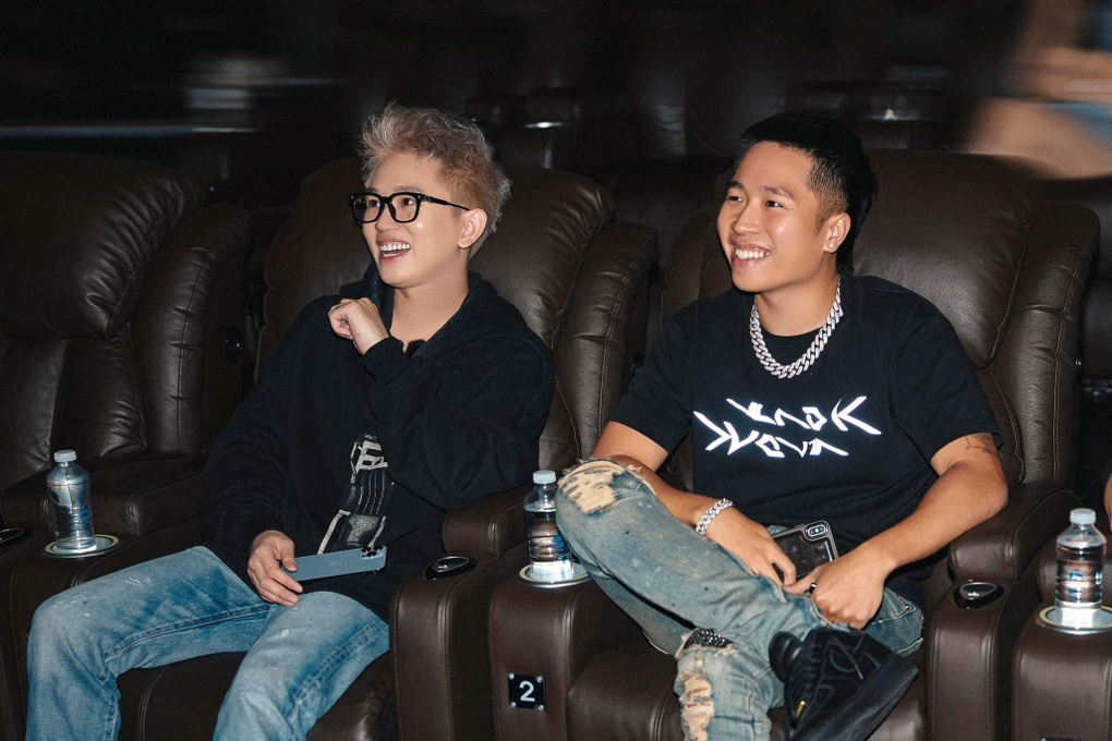 Thí sinh gây bùng nổ tại Rap Việt, nhận được 4 nón vàng là ai? - 2 Thí sinh gây bùng nổ tại Rap Việt, nhận được 4 nón vàng là ai? - 2