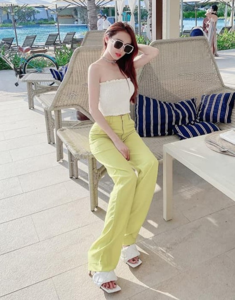 NSND Hồng Vân gọi ông xã Lê Tuấn Anh là ông bụt của gia đình - 12 NSND Hồng Vân gọi ông xã Lê Tuấn Anh là ông bụt của gia đình - 12