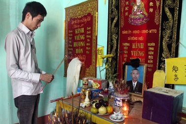 Chở vợ đi chơi, bị đánh đến tử vong