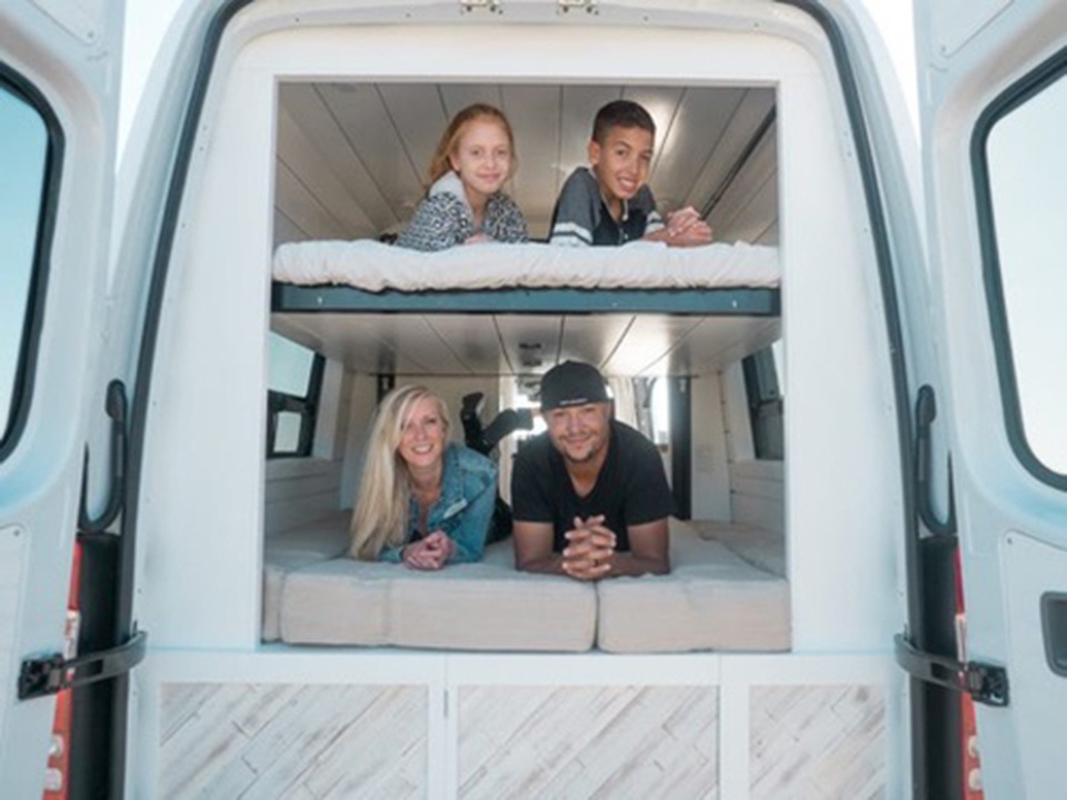 Du lịch theo phong cách “ngôi nhà trên bánh xe” - 6