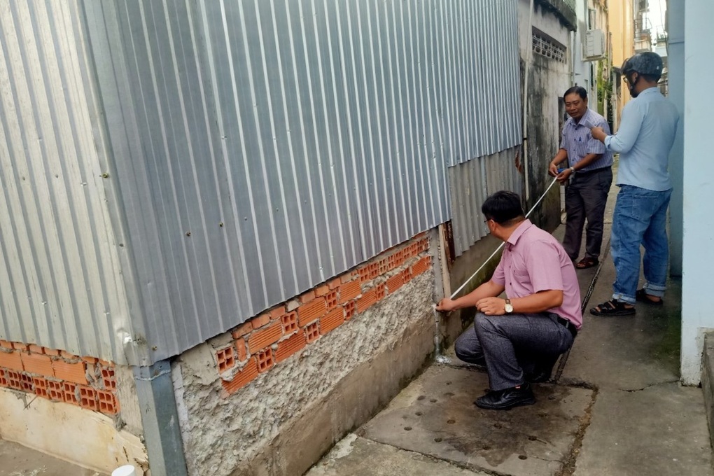 Vụ nhốt cán bộ ở Bạc Liêu: Tháo dỡ công trình vi phạm - 2 Vụ nhốt cán bộ ở Bạc Liêu: Tháo dỡ công trình vi phạm - 2