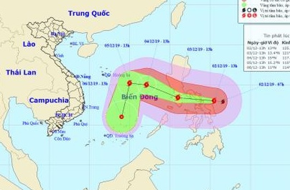 Bão Kammuri giật cấp 17 sắp vào Biển Đông - 1