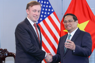 Nhiều người Mỹ xúc động vì chuyến thăm Việt Nam của Tổng thống Joe Biden