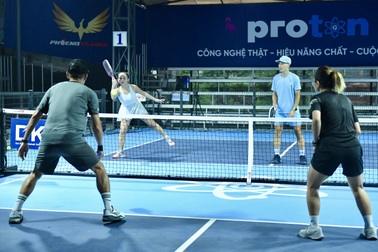 Áp dụng công nghệ VAR hiện đại nhất ở giải pickleball của báo Dân trí