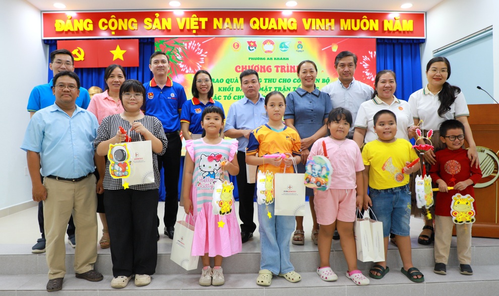 EVNGENCO3 mang Tết Trung thu đến với bệnh nhi và trẻ em khó khăn - 1 EVNGENCO3 mang Tết Trung thu đến với bệnh nhi và trẻ em khó khăn - 1