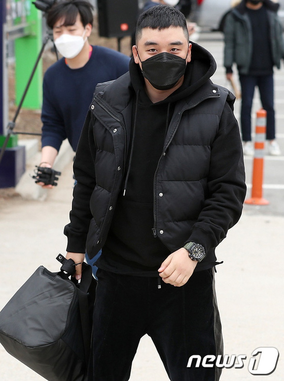 Seungri (Big Bang) chính thức lên đường nhập ngũ - 1 Seungri (Big Bang) chính thức lên đường nhập ngũ - 1