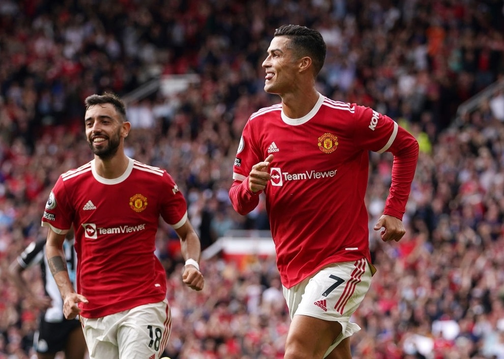 Huyền thoại Man Utd khuyên Ronaldo dừng việc tập làm huấn luyện - 2 Huyền thoại Man Utd khuyên Ronaldo dừng việc tập làm huấn luyện - 2