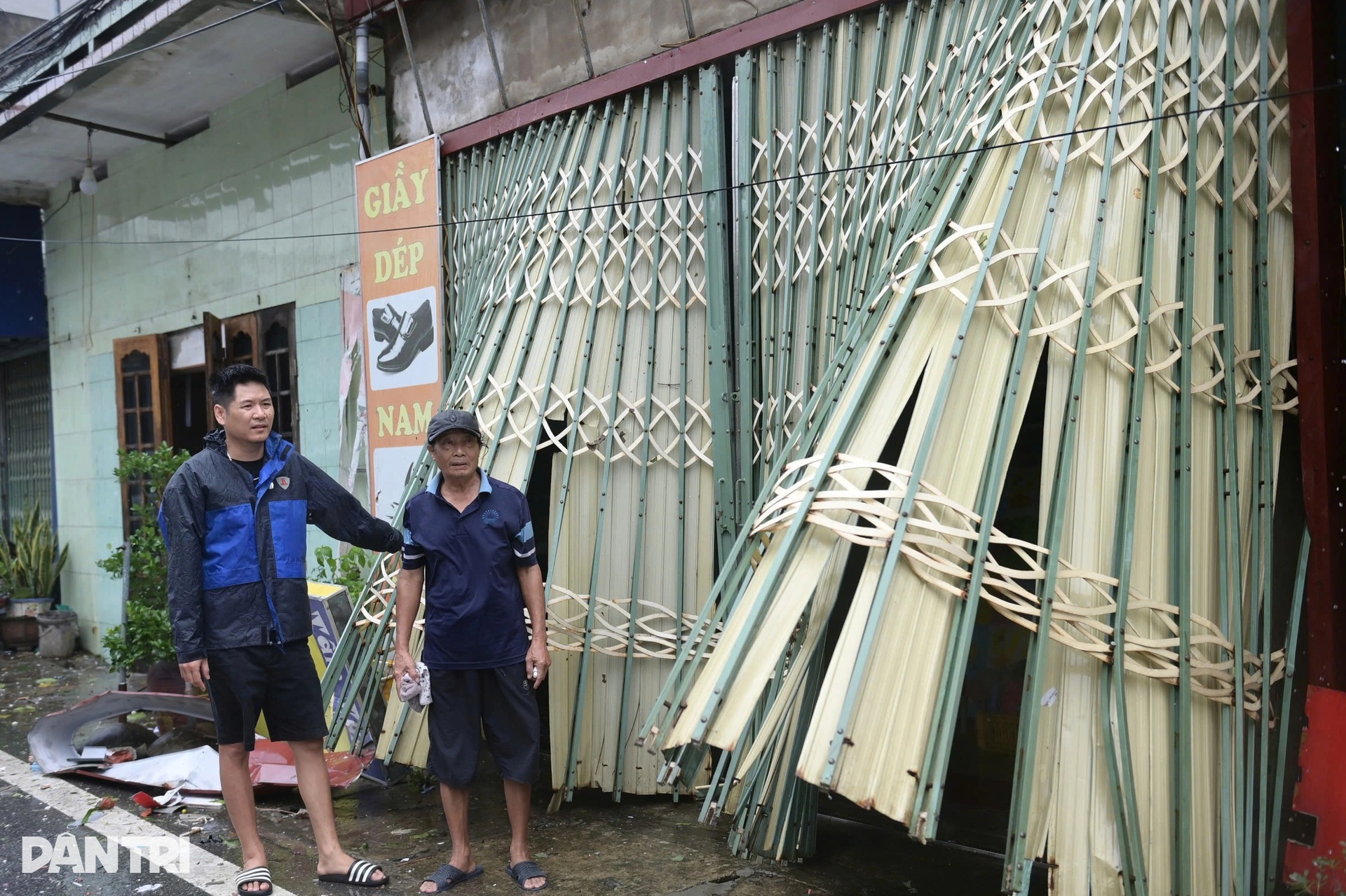Hình ảnh tan hoang sau trận lốc xoáy khiến 9 người chết ở Ninh Bình - 5 Hình ảnh tan hoang sau trận lốc xoáy khiến 9 người chết ở Ninh Bình - 5