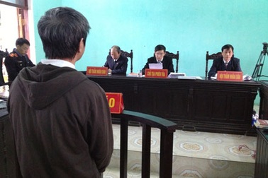 Tòa hủy tội cướp, tuyên bị cáo tội “cưỡng đoạt tài sản”