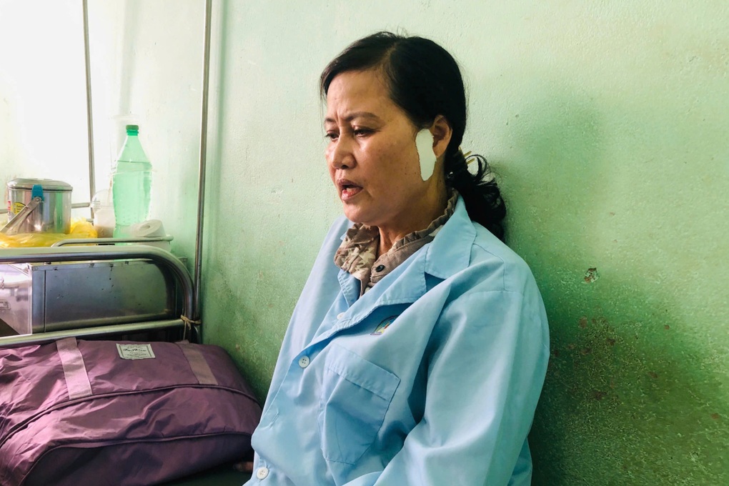 Công an thông tin vụ nữ nhân viên y tế bị đánh khi sơ cứu cho bệnh nhân - 1 Công an thông tin vụ nữ nhân viên y tế bị đánh khi sơ cứu cho bệnh nhân - 1