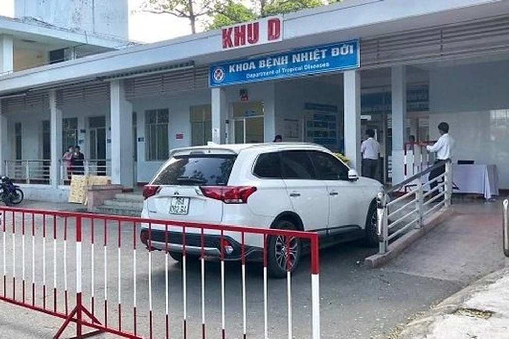 Xuất hiện ổ dịch Covid-19 tại bệnh viện Đa khoa Quảng Ngãi - 1 Xuất hiện ổ dịch Covid-19 tại bệnh viện Đa khoa Quảng Ngãi - 1