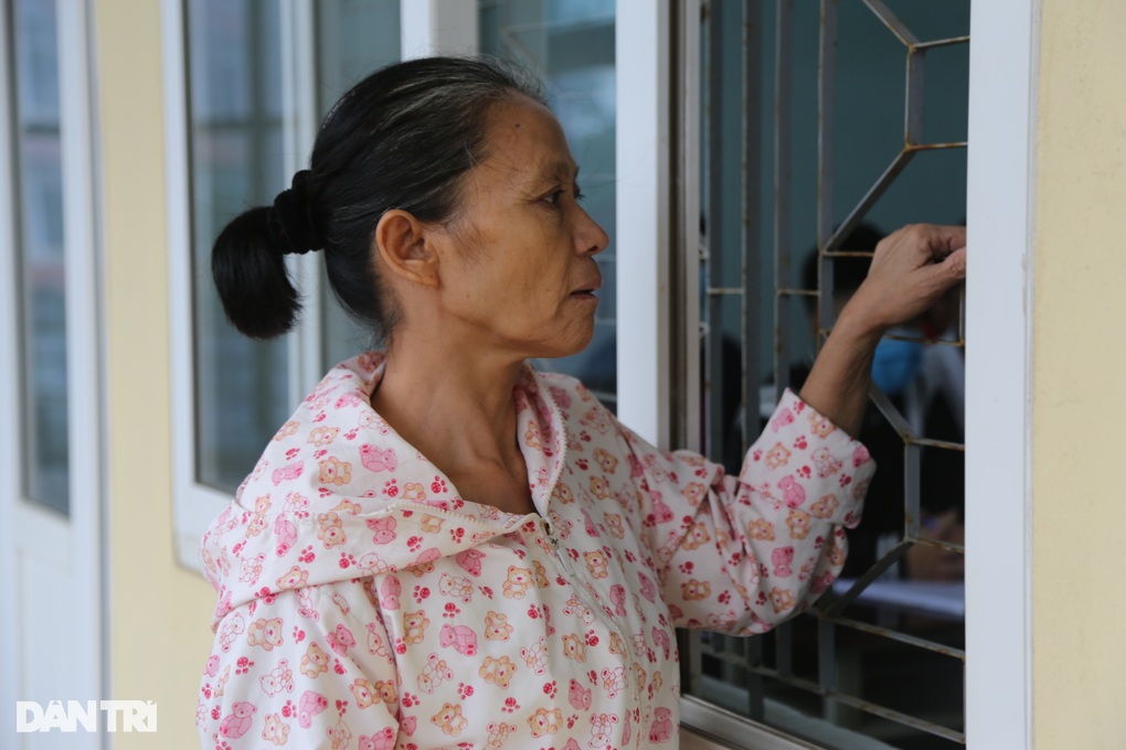 Giấc mơ tiếp tục học đại học của nam sinh bị não úng thủy - 5 Giấc mơ tiếp tục học đại học của nam sinh bị não úng thủy - 5