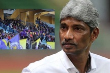 Cựu HLV Malaysia: "Phải vỗ tay khen ngợi bóng đá Việt Nam"