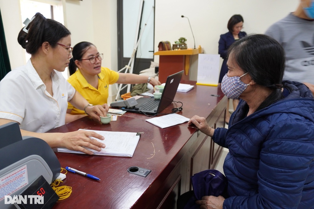 Hơn 55% người hưởng lương hưu là nữ, cách tính lương hưu ra sao? - 1 Hơn 55% người hưởng lương hưu là nữ, cách tính lương hưu ra sao? - 1
