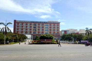 Bé trai 3 tuổi nguy kịch vì uống... nhầm xăng