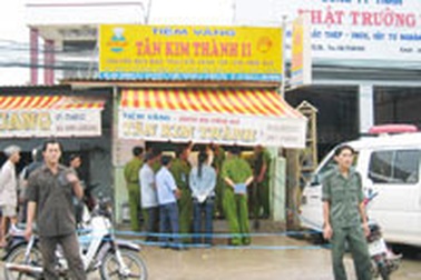 Thêm một tiệm vàng bị cướp giữa ban ngày