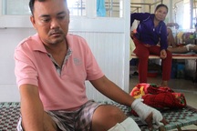 Phá giá chở khách, chủ xe bị đánh trọng thương?