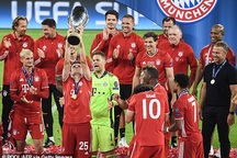 Những khoảnh khắc Bayern Munich ngược dòng thắng nghẹt thở Sevilla
