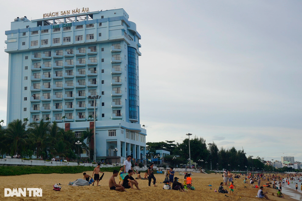 Sắp định đoạt số phận 3 khách sạn hạng sang nhiều năm chắn biển Quy Nhơn - 3 Sắp định đoạt số phận 3 khách sạn hạng sang nhiều năm chắn biển Quy Nhơn - 3