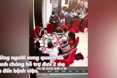 Nhân viên nhà hàng bất cẩn khiến em bé bị bỏng nặng