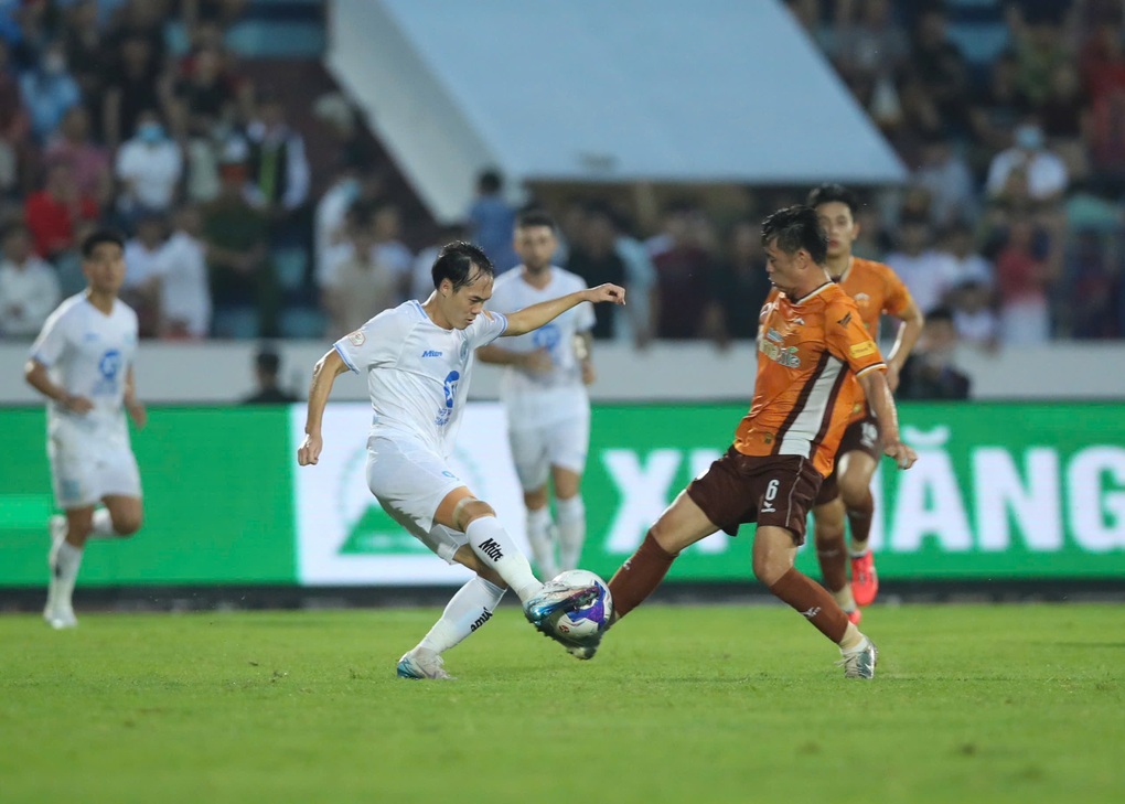 Nhận định vòng 25 V-League: CLB Nam Định lên ngôi vô địch? - 1 Nhận định vòng 25 V-League: CLB Nam Định lên ngôi vô địch? - 1
