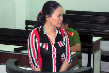 Chủ nhà nghỉ “bóc lịch” vì gọi gái bán dâm đến “chiều” khách