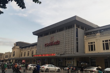 Bộ GTVT cảnh báo áp lực khi xây cao ốc ở khu vực ga Hà Nội