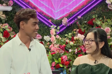 Hậu chia tay một tháng, chàng trai yêu màu hồng lên truyền hình tìm bạn gái
