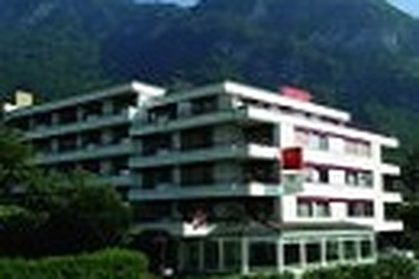 Đại học Quản trị khách sạn du lịch DCT - Thụy Sĩ tuyển sinh