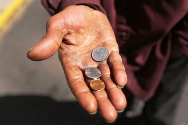 Hà Nam: Xuất hiện nhóm người lạ mặt, xin cơm, tiền vào chập tối rồi bỏ đi