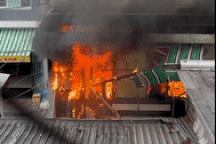 Cháy nhà trọ ở TPHCM, 2 cô gái thiệt mạng