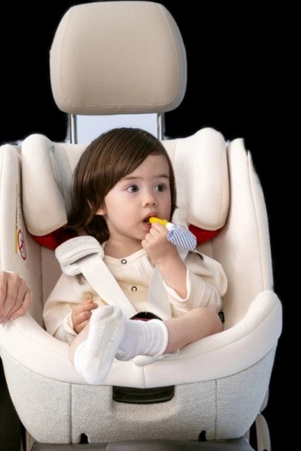 Ghế trẻ em trên ô tô: Làm sao để khả thi?