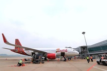 Hai phi công Indonesia ngủ quên trên máy bay chở 153 khách bị đình chỉ