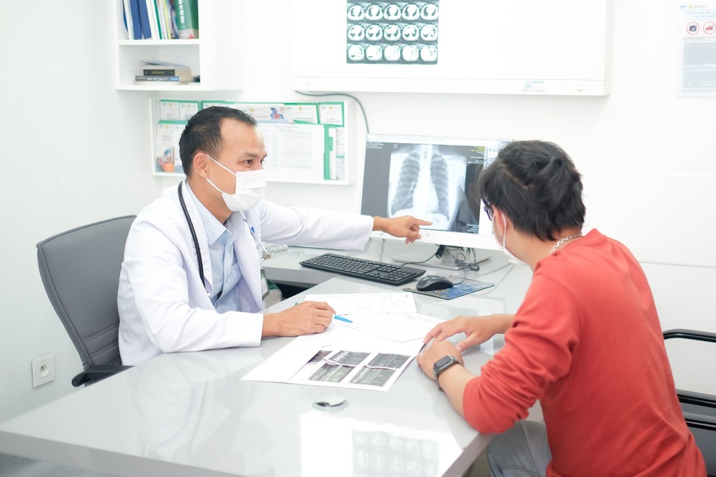 Bác sĩ Vũ Trường Sơn và khát vọng lập Khoa Truyền nhiễm ngăn dịch bệnh - 2 Bác sĩ Vũ Trường Sơn và khát vọng lập Khoa Truyền nhiễm ngăn dịch bệnh - 2