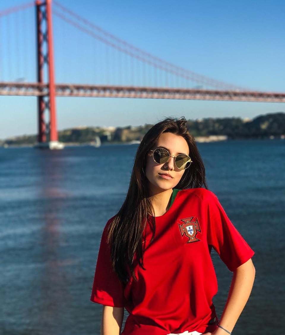 Ngắm cô bạn gái xinh đẹp của tân binh Man City - 4 Ngắm cô bạn gái xinh đẹp của tân binh Man City - 4