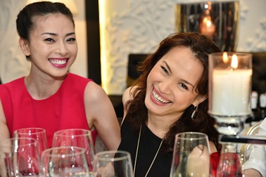 Hoa hậu Ngọc Khánh tái xuất mừng Ngô Thanh Vân