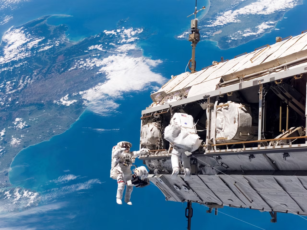 NASA thông báo kế hoạch phá hủy Trạm Vũ trụ Quốc tế - 1 NASA thông báo kế hoạch phá hủy Trạm Vũ trụ Quốc tế - 1